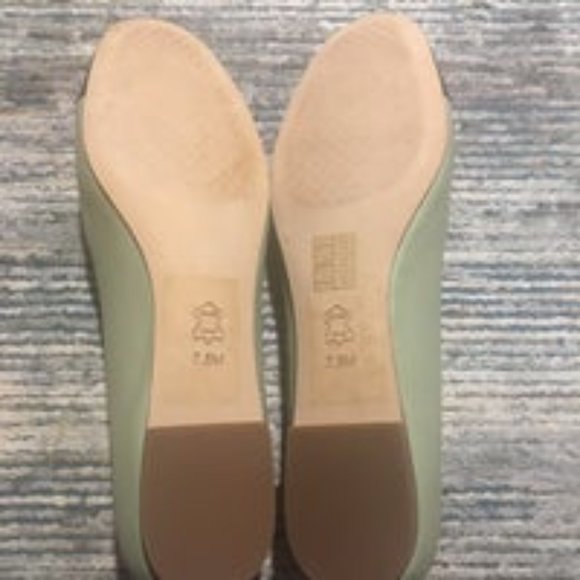 Tory Burch Chelsea Flats - Sage - 7.5 - Picture 5 of 6